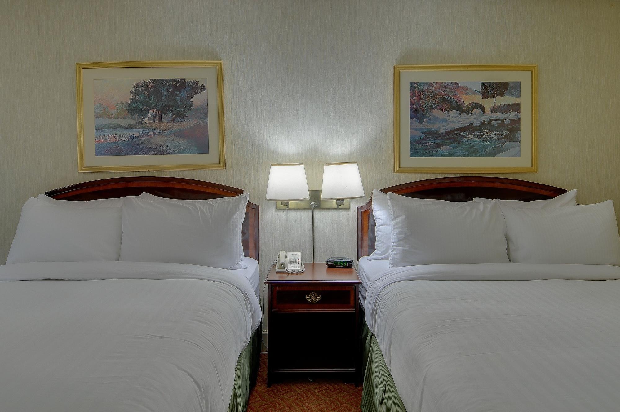 Vagabond Inn Executive Sfo Берлінгейм Екстер'єр фото